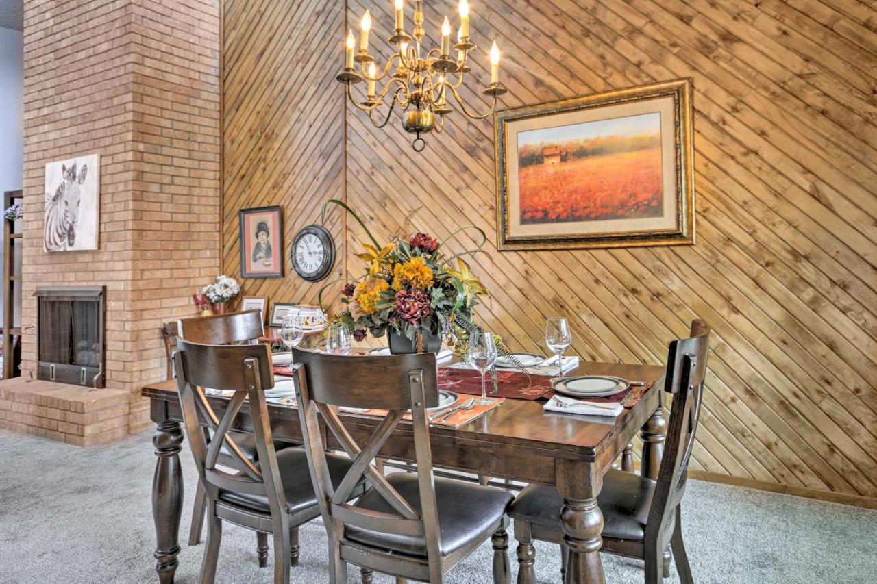 Townhome With Grill Near Ttu And Downtown! Holiday home Lubbock