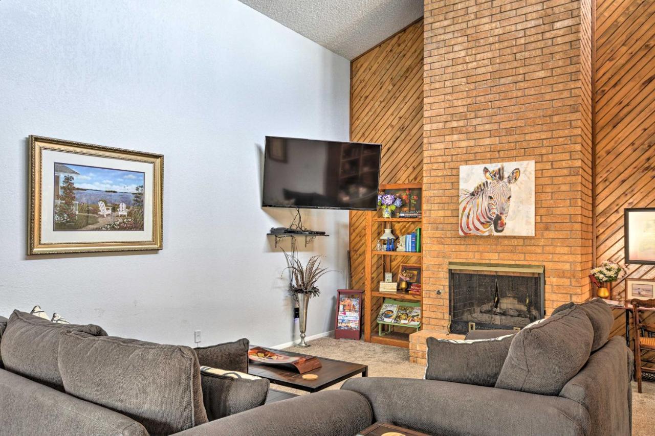 Townhome With Grill Near Ttu And Downtown!